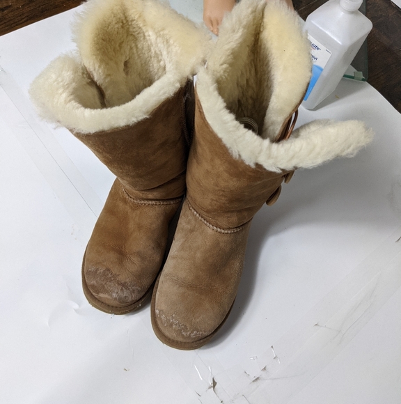 UGG boots - Picture 2 of 15
